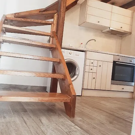 Larerooms 2 Apartment *