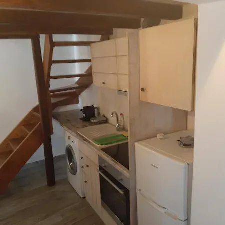 Larerooms 2 דירה