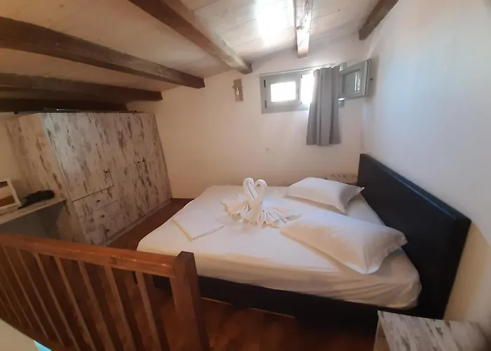 Larerooms 2 Appartement Mérichas